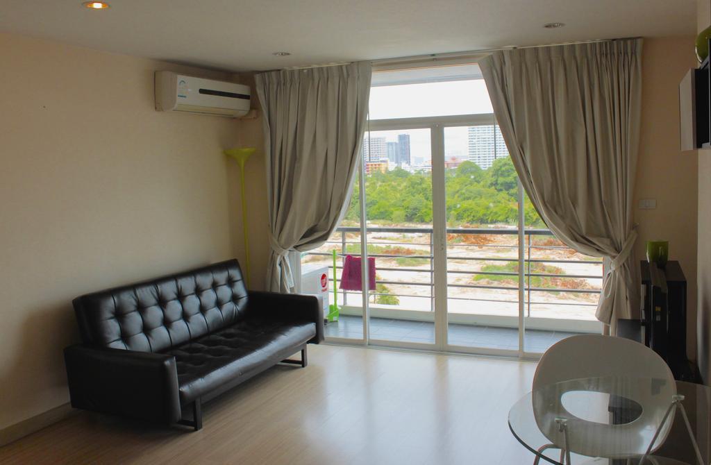Ferienwohnung The Ocean Pearl Pattaya Zimmer foto